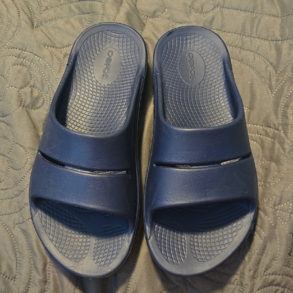OOFOS Navy Blue Slide Sandals